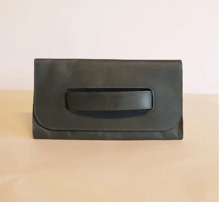 Able-MARE Handle Clutch - Modish Maven Boutique Perfect for Mother's Day 2024