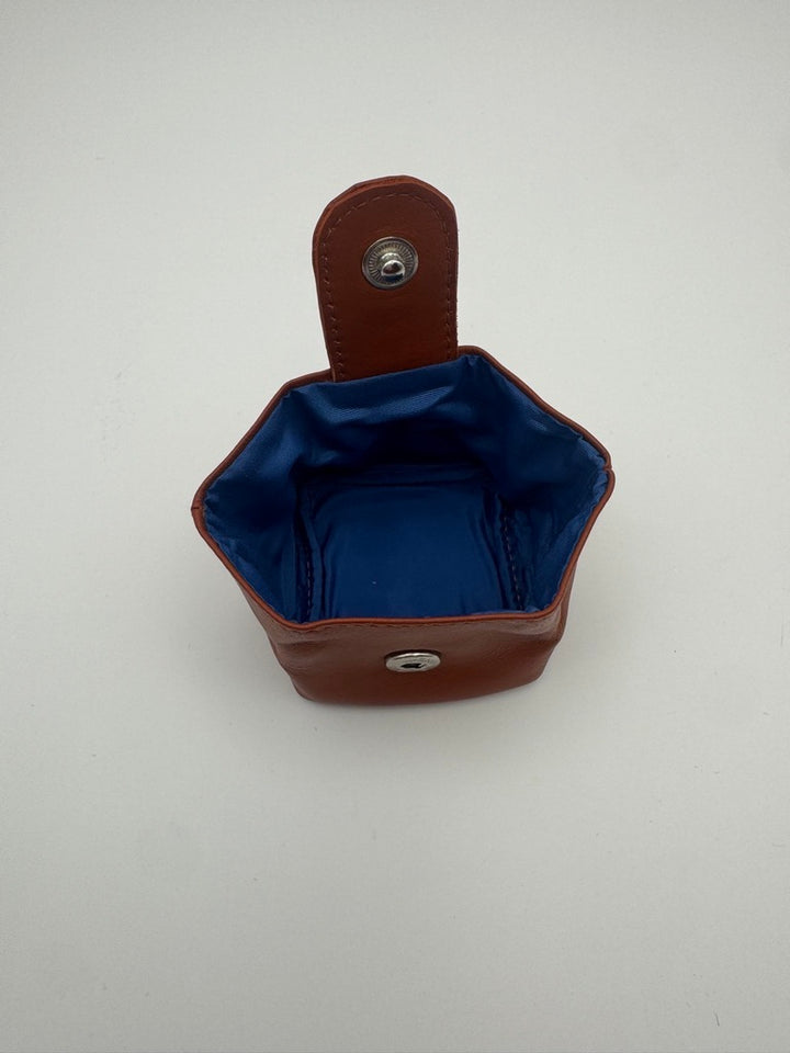 saddle-inside.jpg