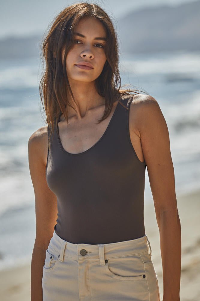 Seamless V-Neck Versatile Tank Top - Modish Maven Boutique