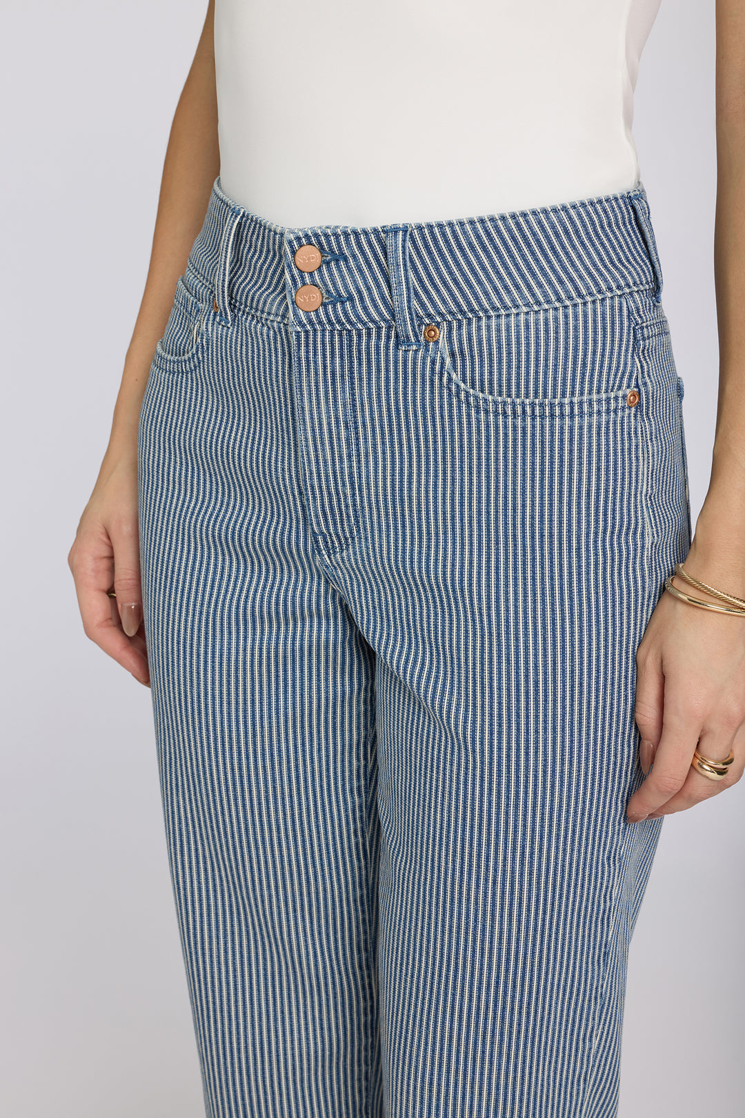 Bailey Relaxed Straight Crop Jean in Malaga Stripe — close-up of double buttons and front pockets