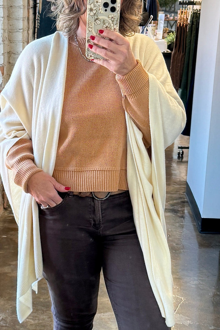 Lightweight Versatile Layering Wrap - Modish Maven Boutique
