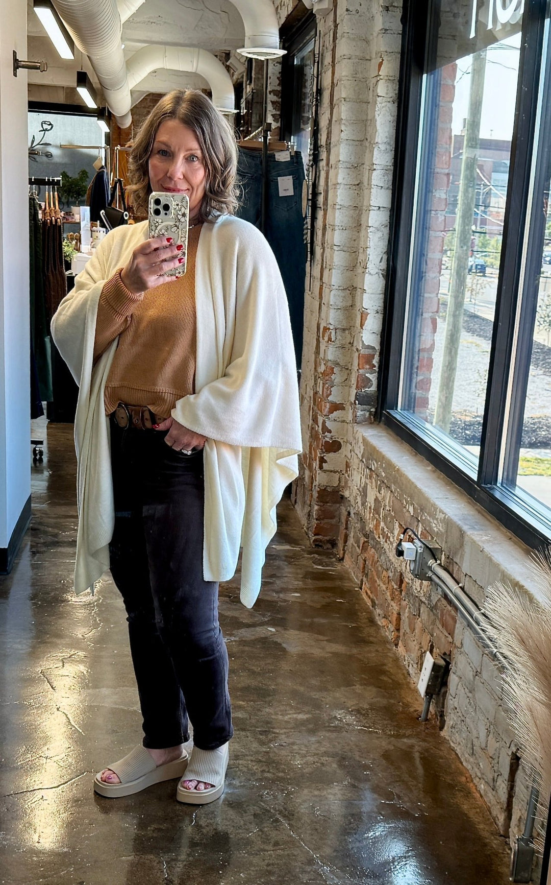 Lightweight Versatile Layering Wrap - Modish Maven Boutique