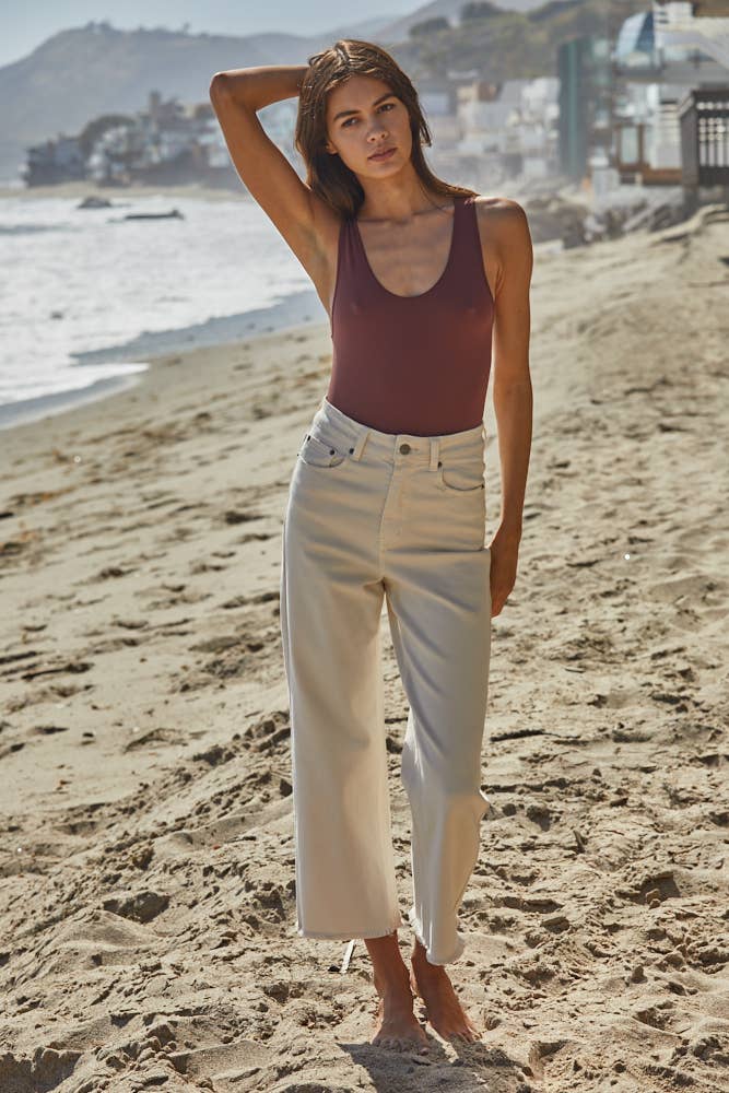 Seamless V-Neck Versatile Tank Top - Modish Maven Boutique